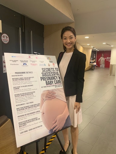 Dr Chua at the Secrets to a Successful Pregnancy and Baby Care Seminar